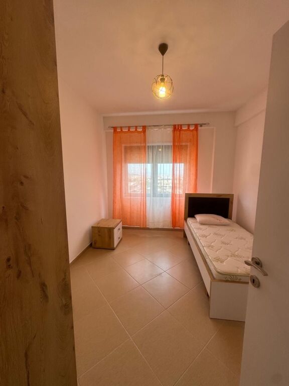 Super 2+1 apartment at Kodra e Diellit 1 residence with parking