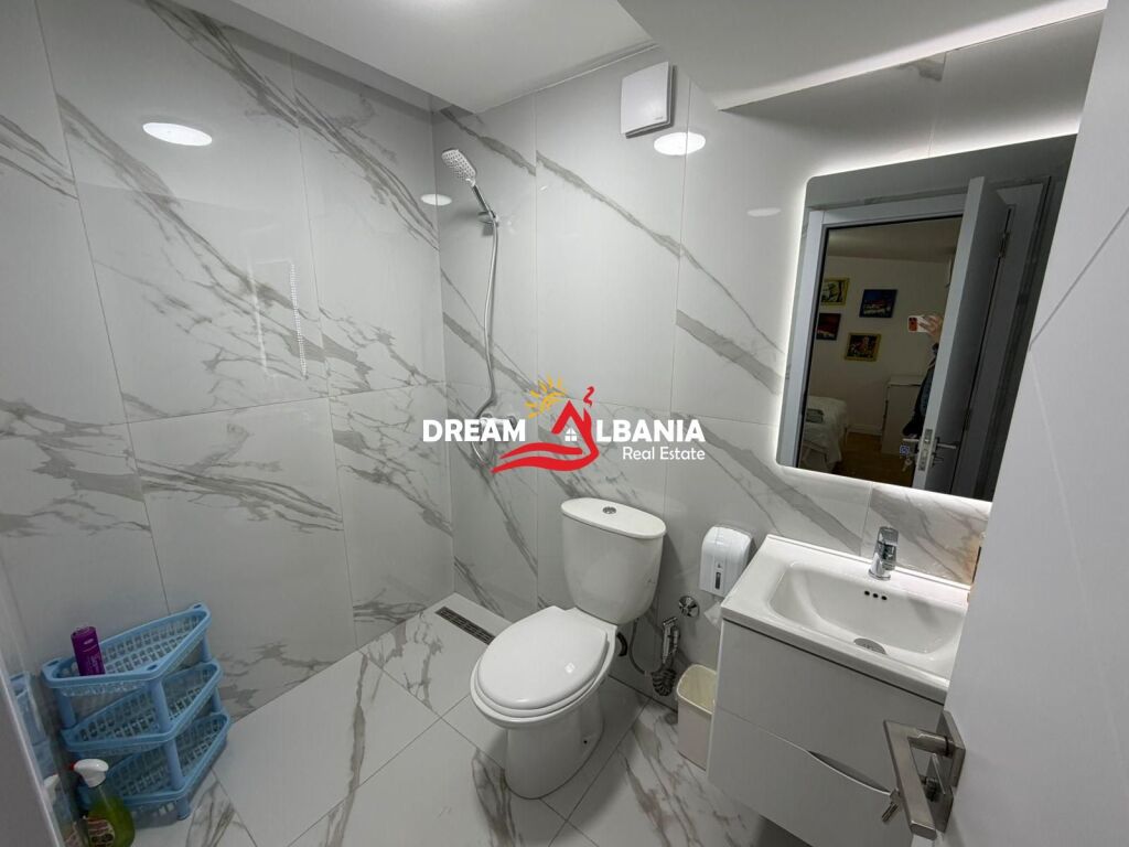 Jepet me qera apartament 2+1+2 tek Irfan Tomini prane shkolles 26 Nentori (ID 42215543)