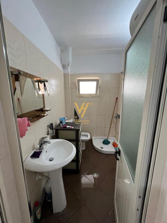 JEPET APARTAMENT 1+1 ME QIRA NE ALI DEM 500 EURO