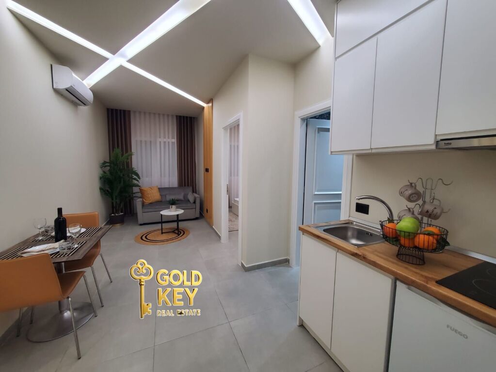 🏡 SHITET AMBJENT Biznesi ( Dyqan + Mini hotel me 3 Apartamente × Booking/AirBnb)