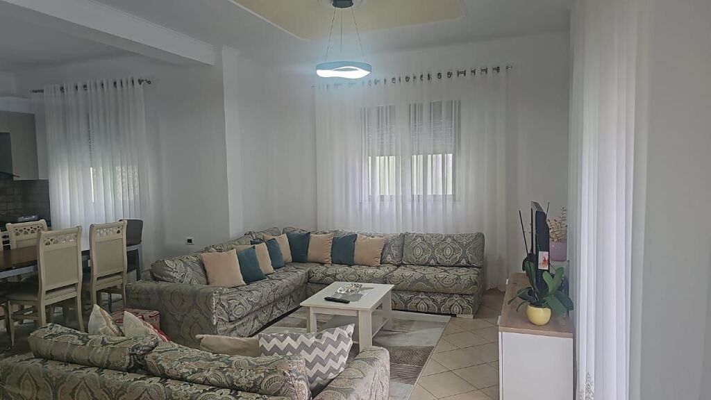 Apartment 3+1+2 In Sauk