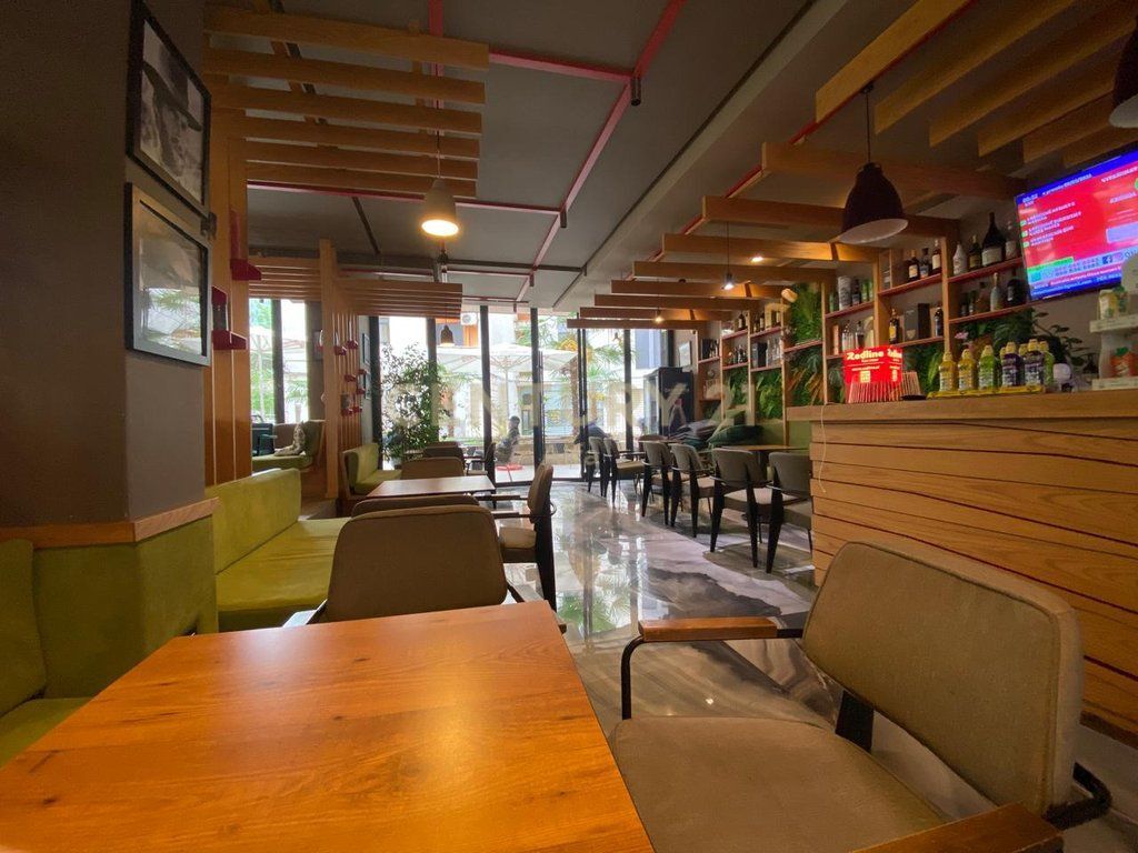 Bar-Cafe Space for Sale in Fresk, Furnished! 260,000 € Total Area 124m2