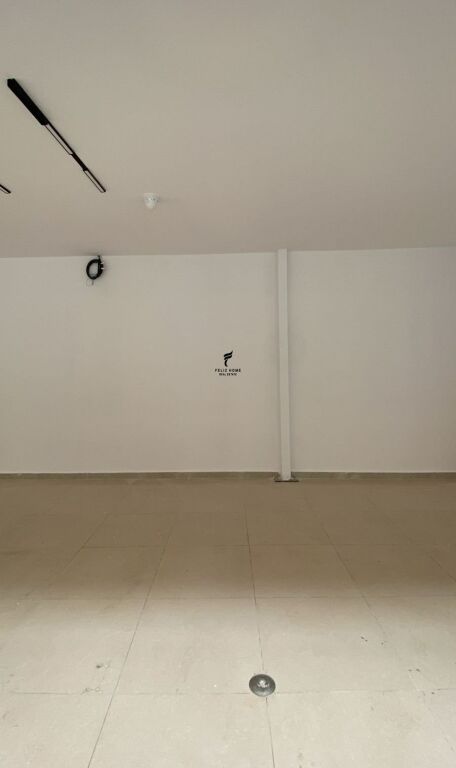 DYQAN ME QERA 125 M2 MYSLYM SHYRI 250.000 LEKE FH-72833