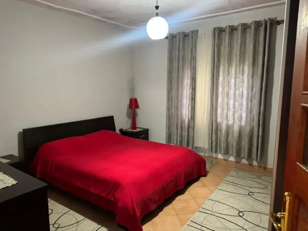 Rent | Shtëpi private 2 + 1 | Allias | 500 €/month