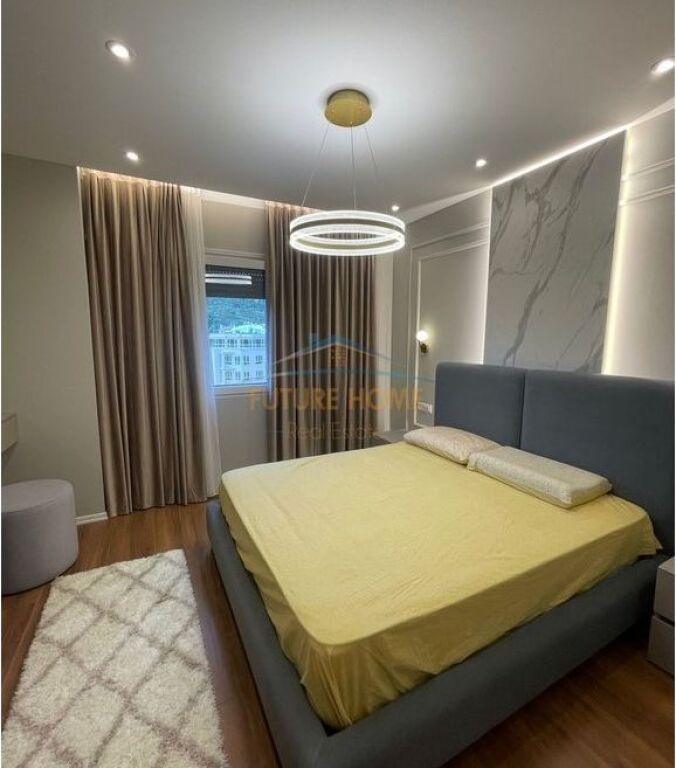 Shitet, Apartament 2+1+2, Kodra e Diellit, Tiranë