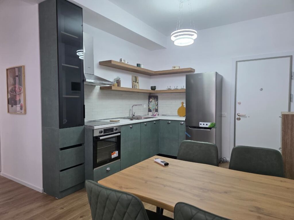 Apartment 2+1 for rent, 52,000 lek, Kadiu Complex.