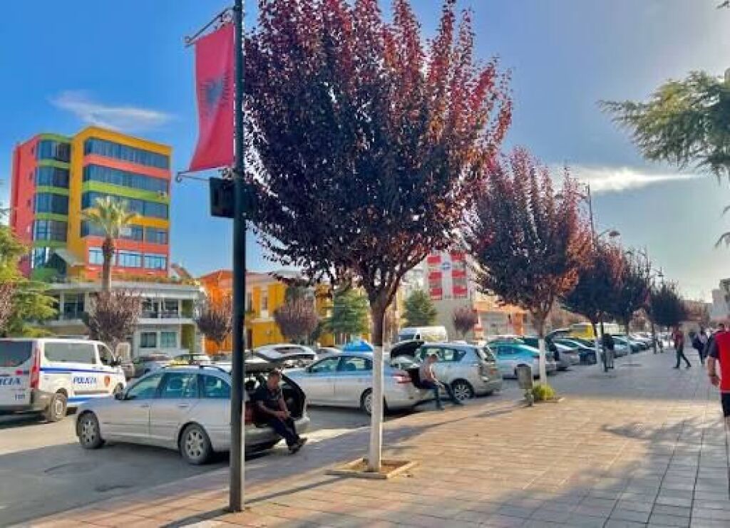 Premises for sale in Fier