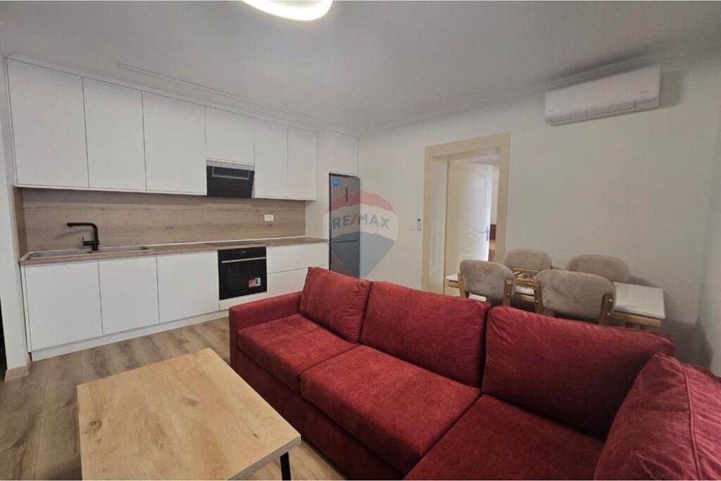 Appartamento - In Affitto - Via Elbasan, Tirana