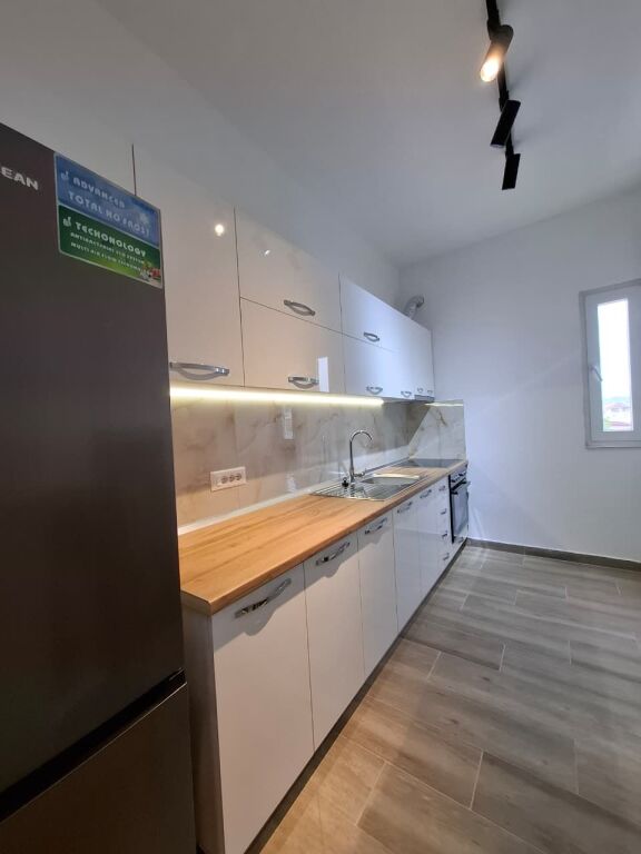 For Rent Apartment +1P. Parking 100% new - First Time for rent 📍 Ali demi- School Struggle for Freedom | 4th Floor (no elevator) 45,000 lek / Month