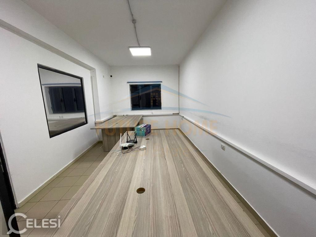 Affitto, Locale per ufficio, Pazari i Ri, Tirana / ELT68779