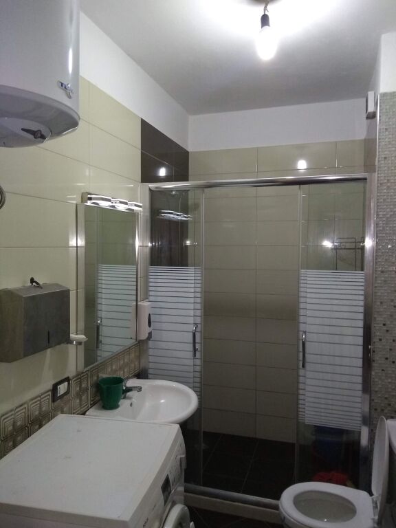 Tirane, apartment 1+1 for rent, 3rd floor, 64 m² 400 €