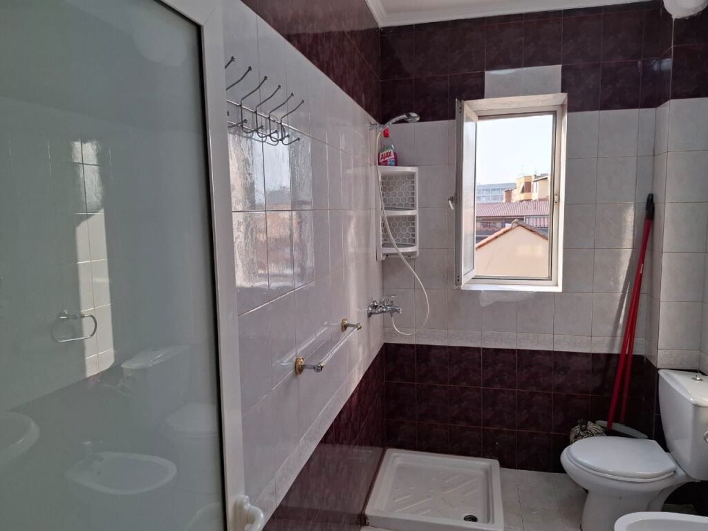 For rent 1+1 Train Station at the Dispensary 550 thousand lek