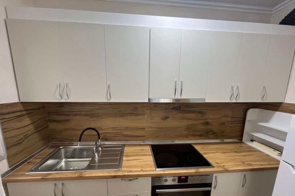 Affitto | Apartament 2 + 1 | Rruga Myslym Shyri | 750 €/mese