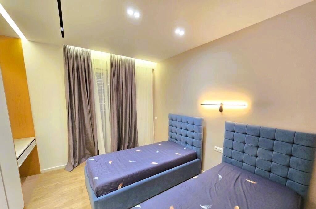 APARTAMENT LUKSOZ 2+1+2 POSTE PARKIMI TEK LIQENI I THATE!