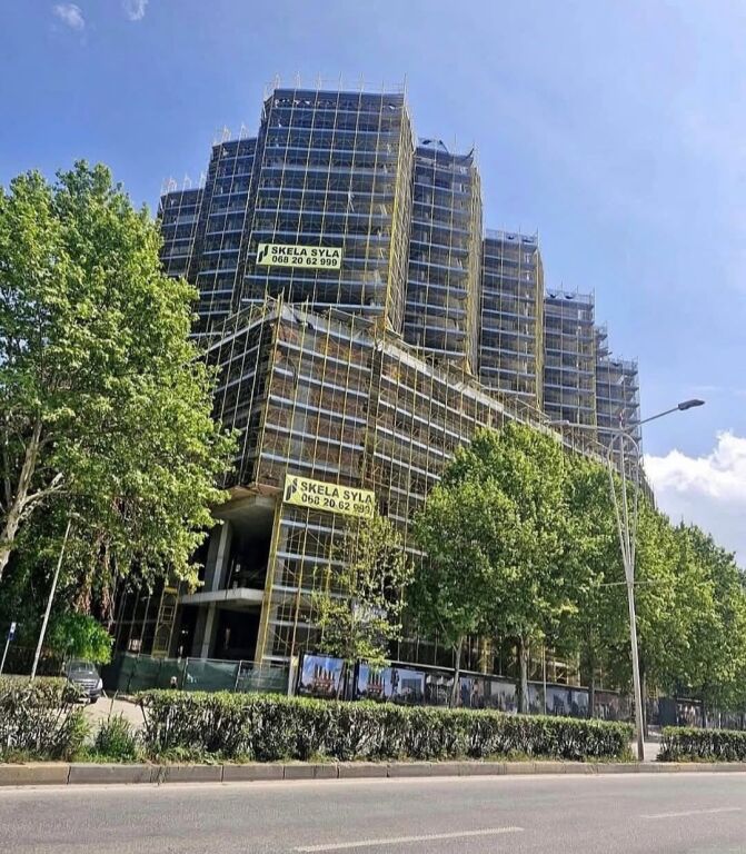 Shitet Apartament 2+1 Colonnade Residence📍Zogu i Zi, rruga Dritan Hoxha