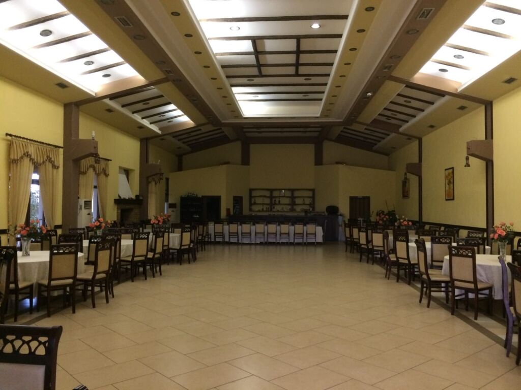 Premises for sale in Fier