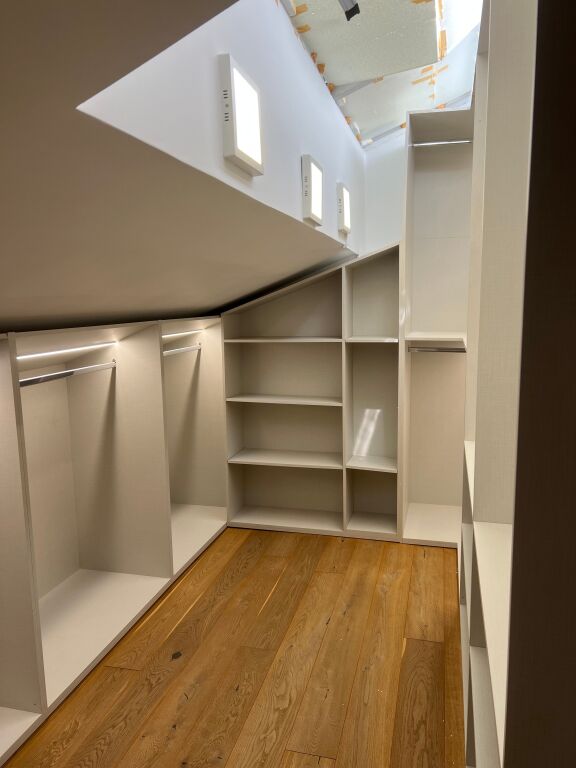 Luxurious duplex for rent with parking space included at Residence Kodra e Diellit!
