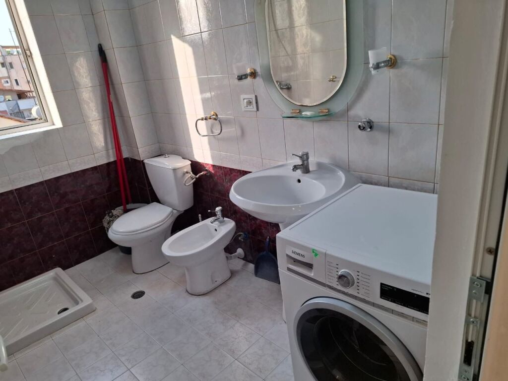For rent 1+1 Near the Dispensary, Train Station