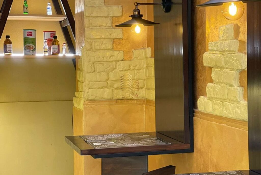 Rent, Business premises/Pizzeria, Former Park - Opposite Delijorgji, 40,000 Leke/month