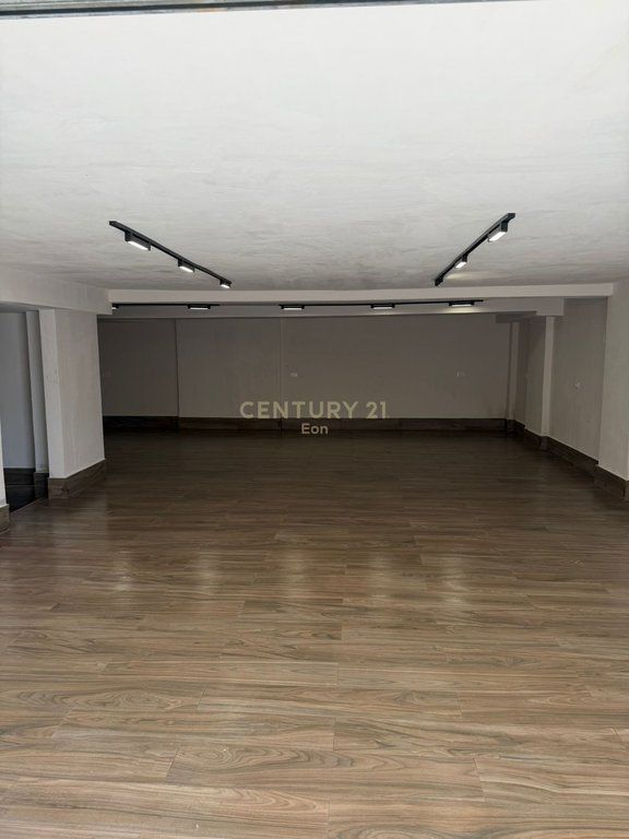 COMMERCIAL SPACE FOR SALE ON THE BEACH, ILIRIA !