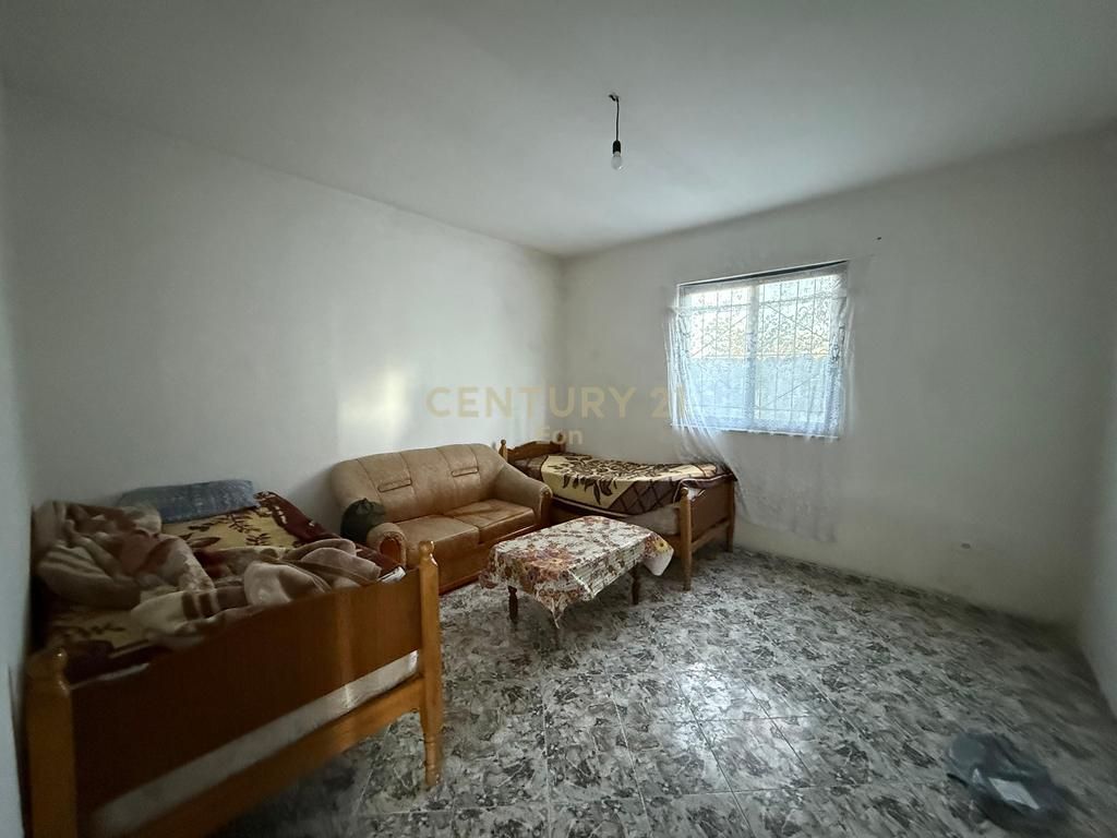 Shitet Shtëpi Private – Shkozet, Durrës