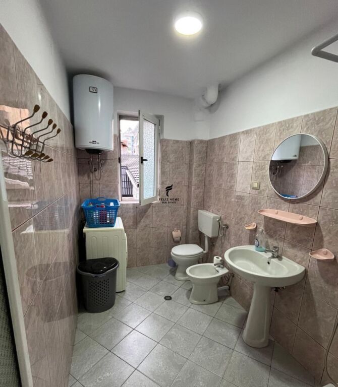 APARTAMENT ME QERA 2+1 MYSLYM SHYRI 75.000 LEKE FH-72830