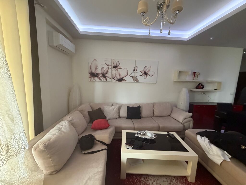 2+1,furnished at the dry lake,700 euro