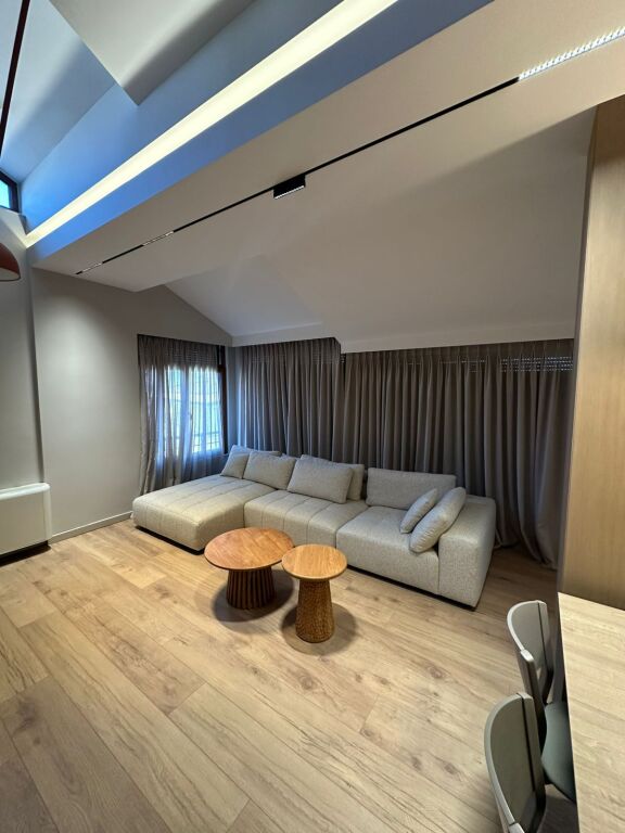 ✨ DUPLEX 3+1+2 CON POSTO AUTO | KODRA E DIELLIT ✨