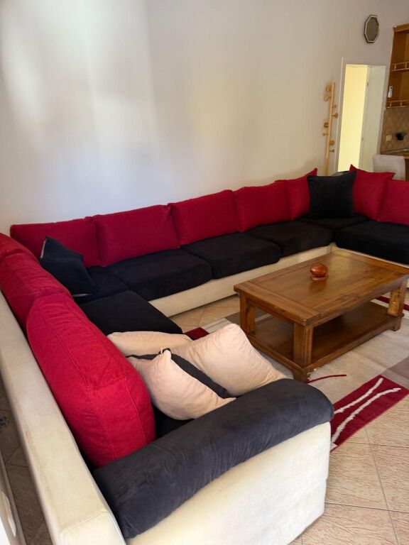Rent | Shtëpi private 3 + 1 | Allias | 550 €/month
