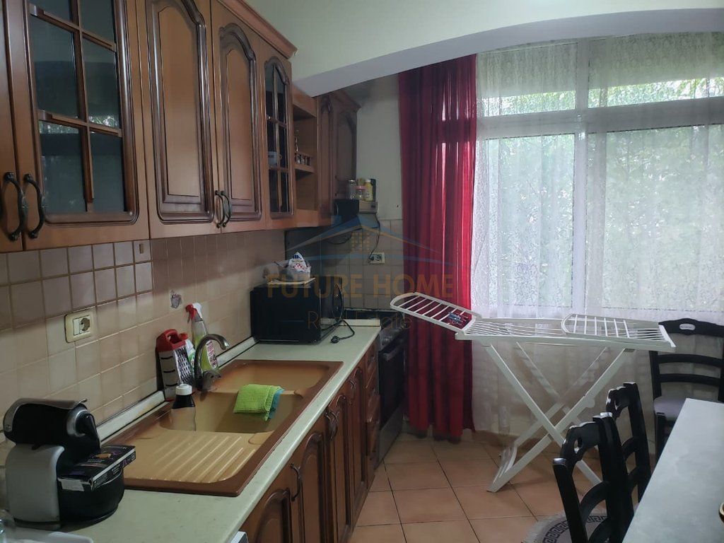 Affitto, Appartamento 1+1, LAPRAKE, Vicino a KMY, Tirana.