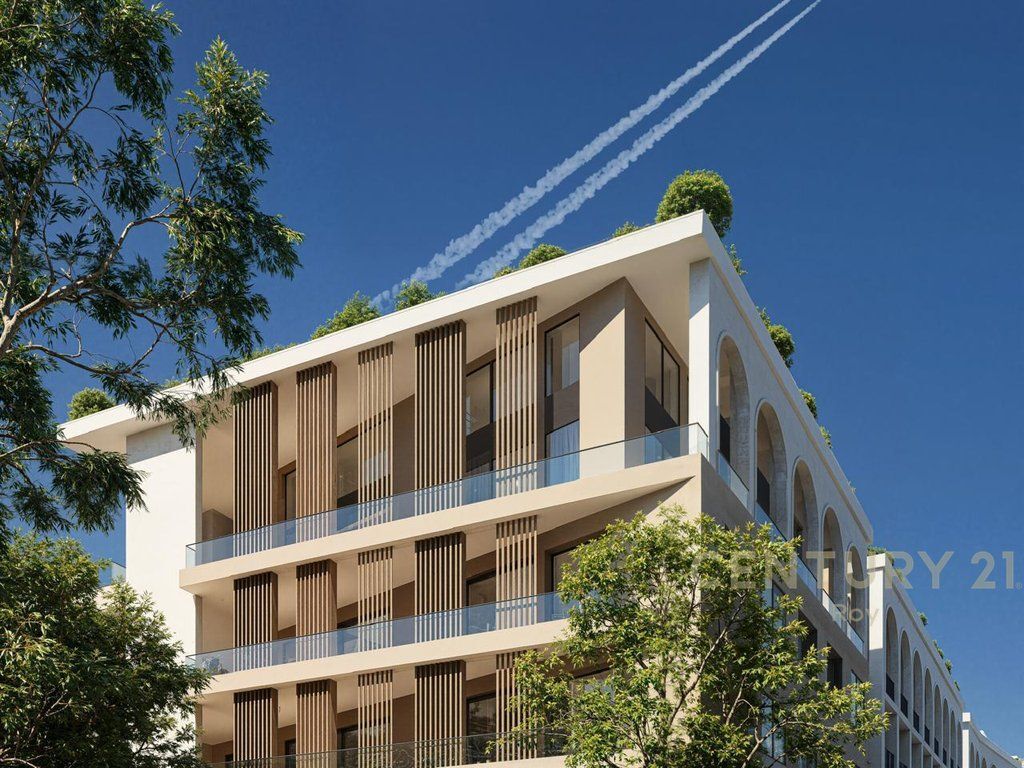 FILLUAN SHITJET NE GRAND MARINA RESIDENCE, MALI I ROBIT!
