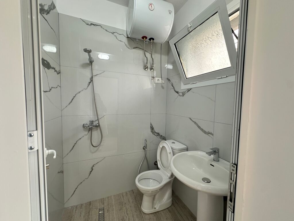Appartamento 2+1 in vendita a Lungomare Vlore