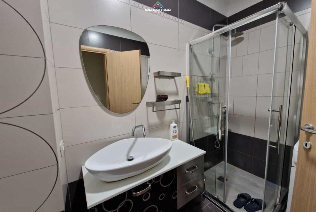 Apartament Ne Shitje 2+1 Tek Kodra e Diellit ( ID B120858) Tirane