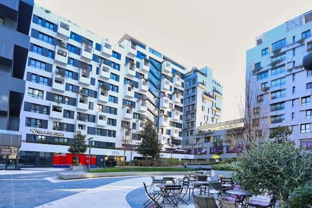 FOR SALE: ULTRA Duplex 🏘️ 2+1+2wc (📍Square21 Complex) - 21 Dhjetori, 93.1 m² (Price 225,000€)🧭 - 🔥SPECIAL PRICE IN THE COMPLEX FOR THE MOMENT ✨