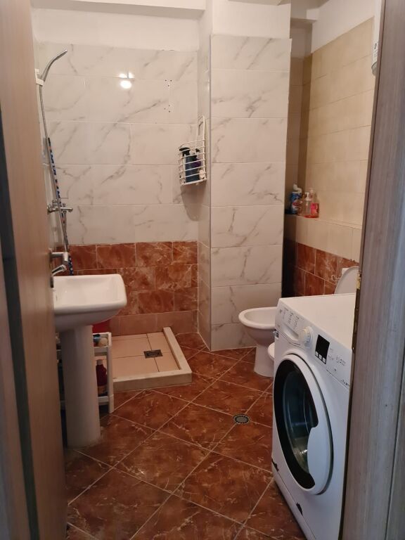 Apartament 1+1 me qera tek Rruga e Kavajes