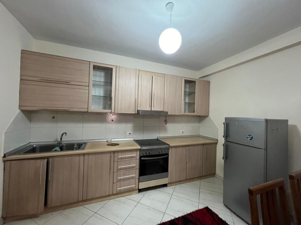 2+1+2 apartment for rent in Astir near Oslo bar