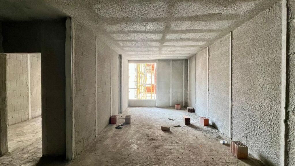 SHITET : 1+1 +1 Post Parkimi🅿️📍Ish Fusha e Aviacionit (Rr.Dritan Hoxha) - 135,000€ - Sp.74m² - Akses i shpejte drejt zonave kryesore🚀