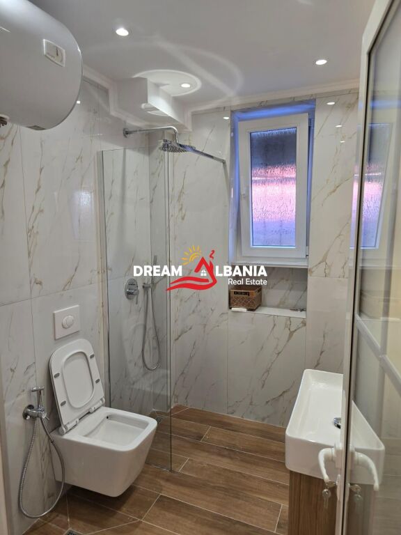 Studio apartment for sale on 4 Deshmoret street, Tirana (ID 41091122)