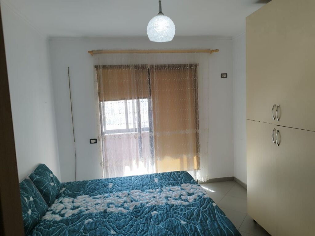 Tirane, apartment 1+1 for rent, 3rd floor, 64 m² 400 €