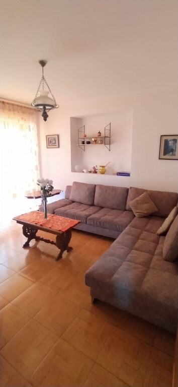 For rent 2+1+1 behind Vasil Shanto School 450 thousand lek