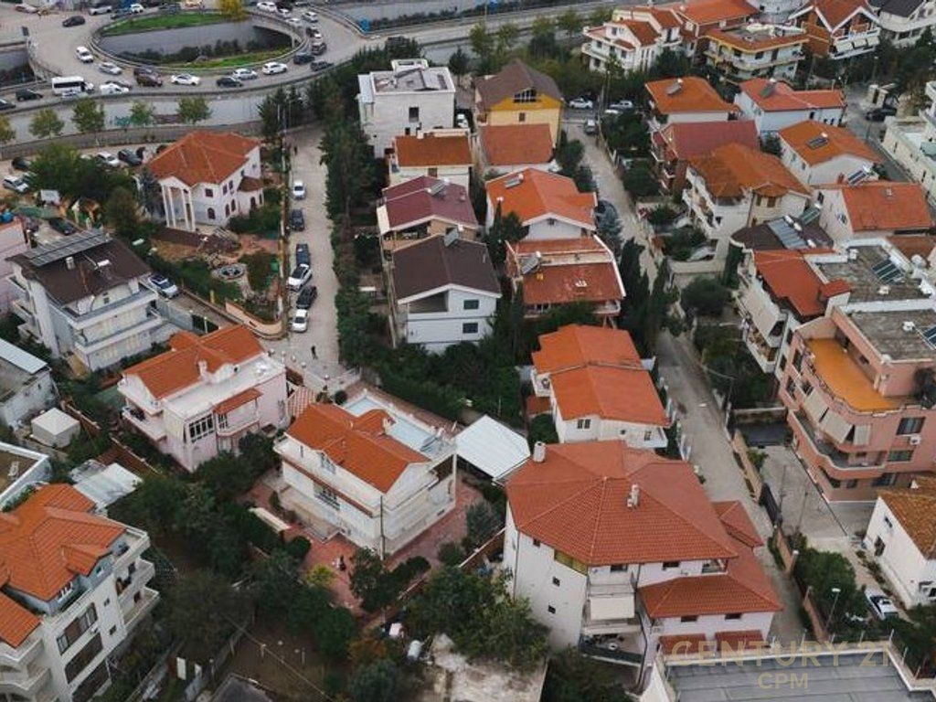 Villa in affitto per attività commerciale alle Ville di Selita