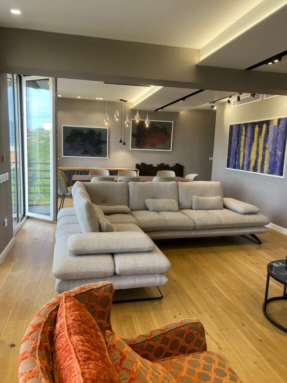 Luxurious duplex for rent with parking space included at Residence Kodra e Diellit!
