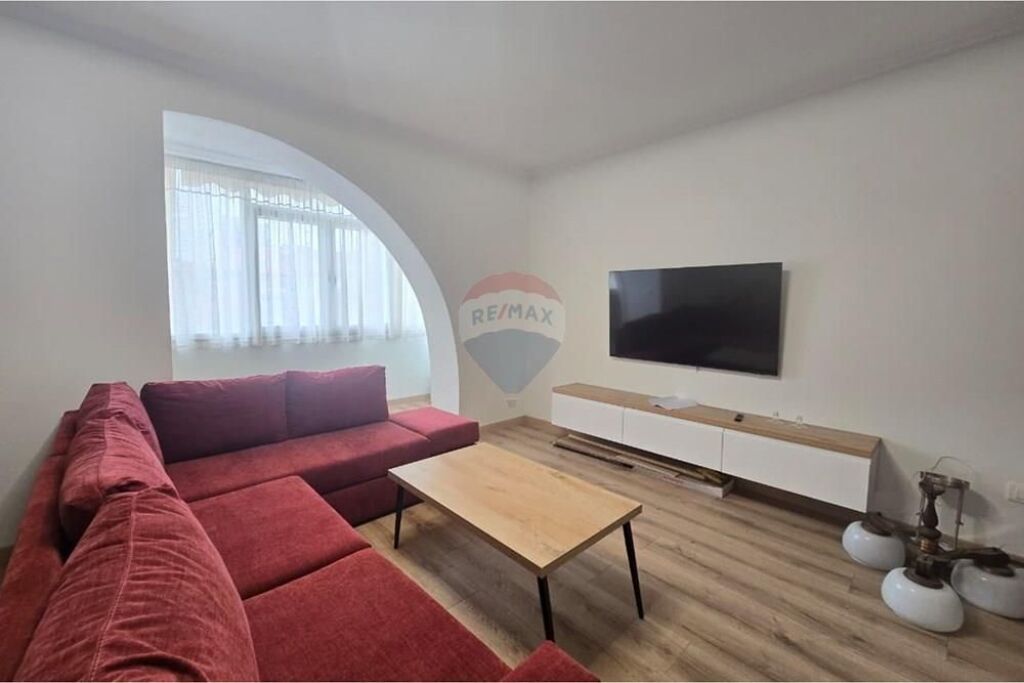 Appartamento - In Affitto - Via Elbasan, Tirana