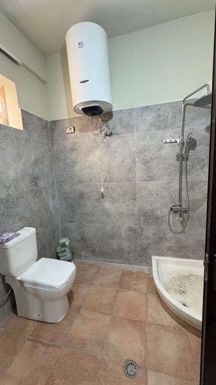 For rent 2+1 second floor of a private apartment with parking Astir