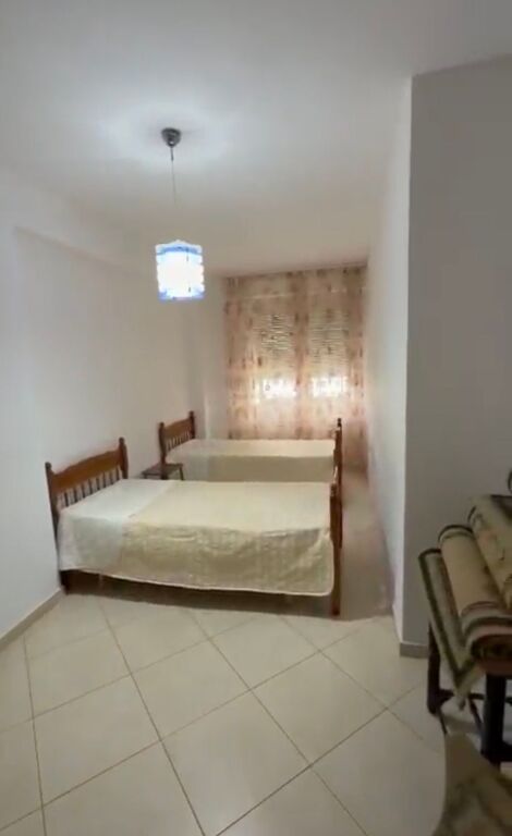 In affitto 2+1+2 ASTIR 40.000 lek