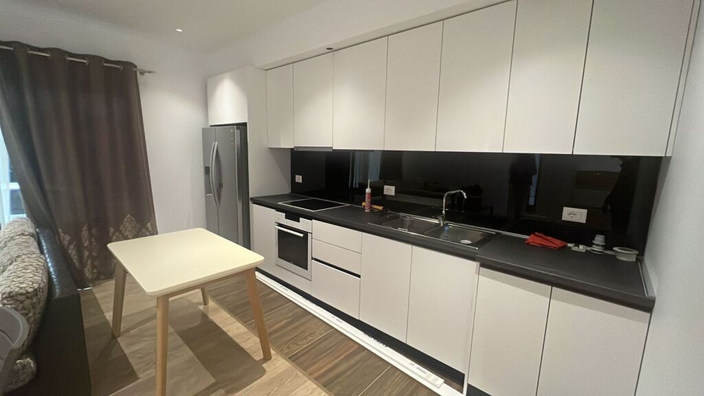 Rent | Shtëpi private 2 + 1 | Rruga 5 Maji | 550 €/month