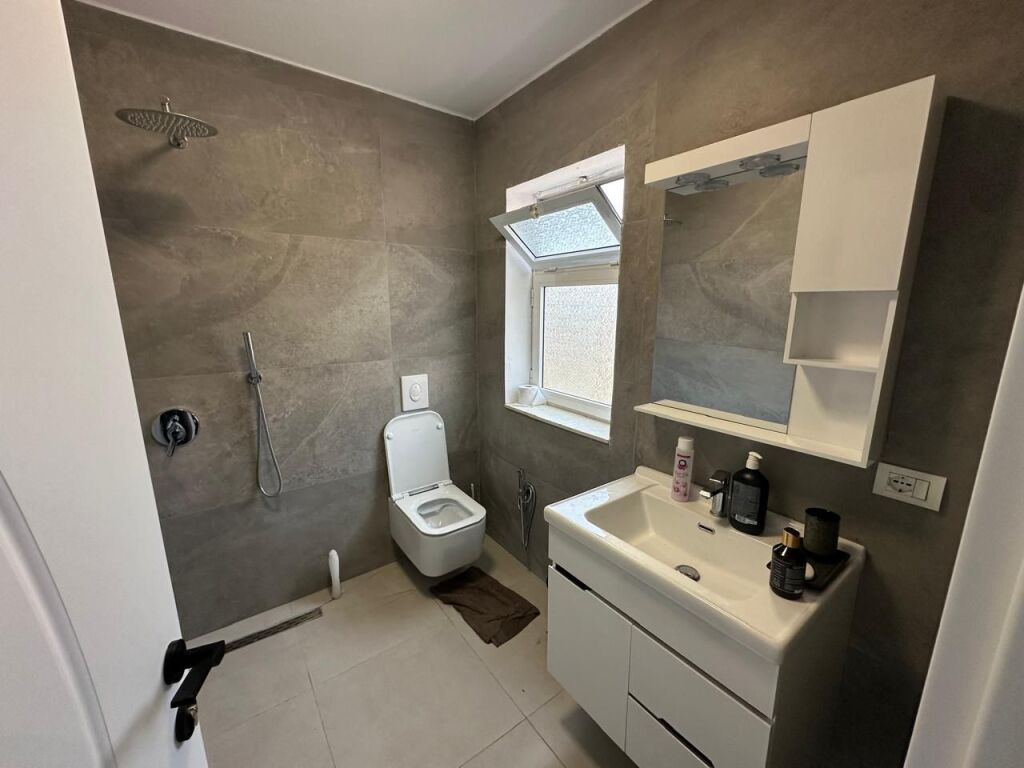 🏢Perballe Institutit “Harry Fultz” shitet apartament 2+1, 17,000,000Leke