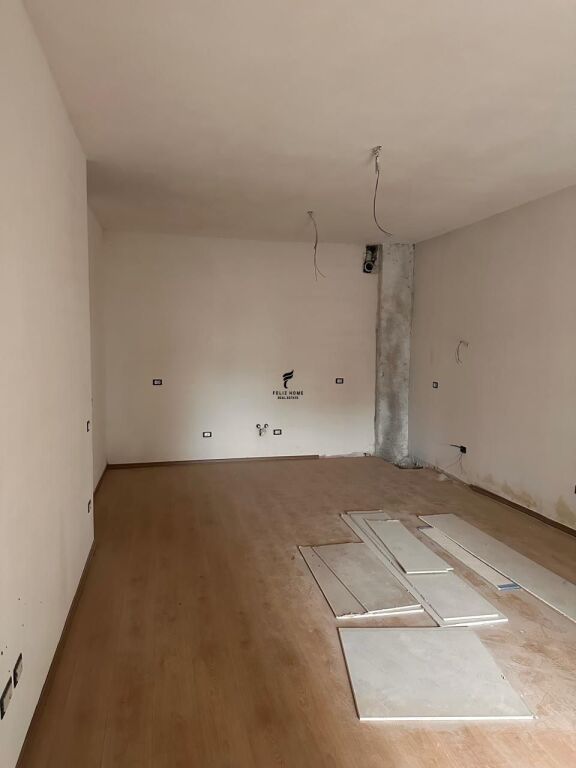 SHITET APARTAMENT 2+1+2 SAUK 205.000 EURO FH-72883