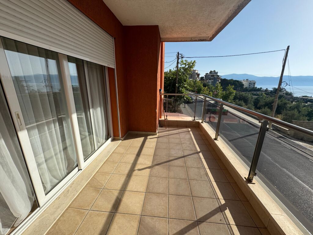 Apartament 2+1 për shitje "Uji Ftohte" Vlore pranë Le Pallazine