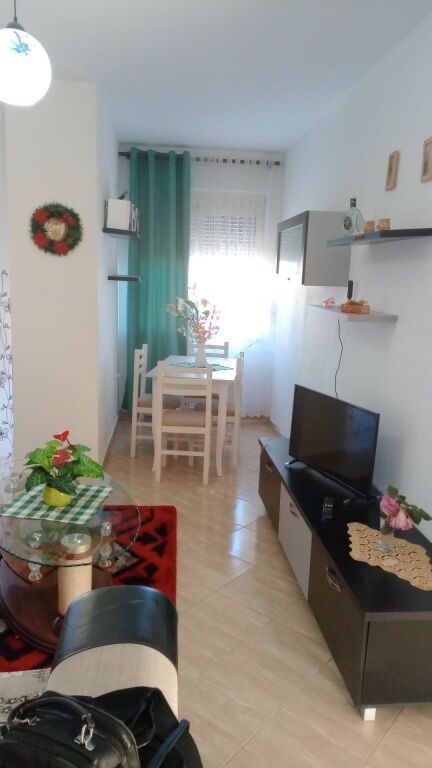 Jepet me qira apartament 1+1 – Ish Rajoni
